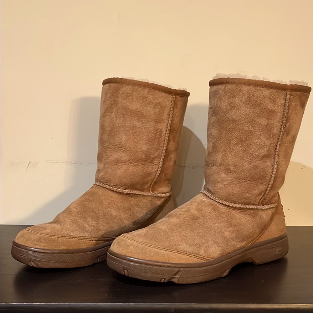 UGG Australia Ultimate Short Boots 5275